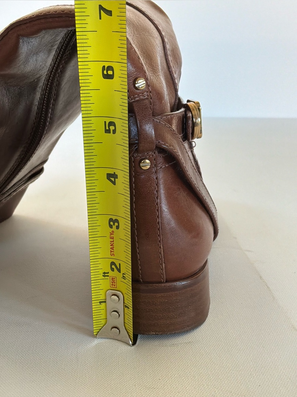 Tory Burch Brown Leather Riding Boots Gold Logo Medallion Size 8.5 M Brazil - Picture 12 of 13